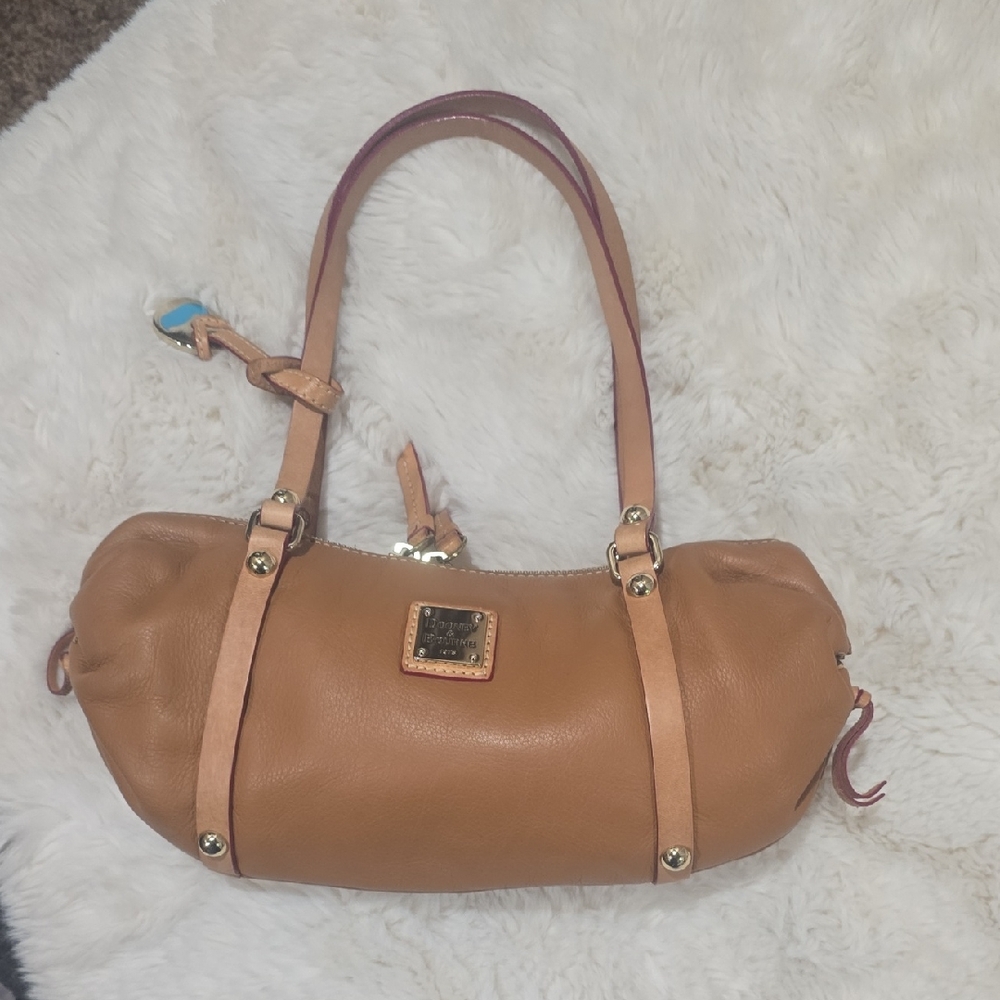 Emma Shoulder Bag - Picture 3 of 12